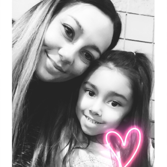 Meet your Posher, Kenzee - Picture 2 of 4